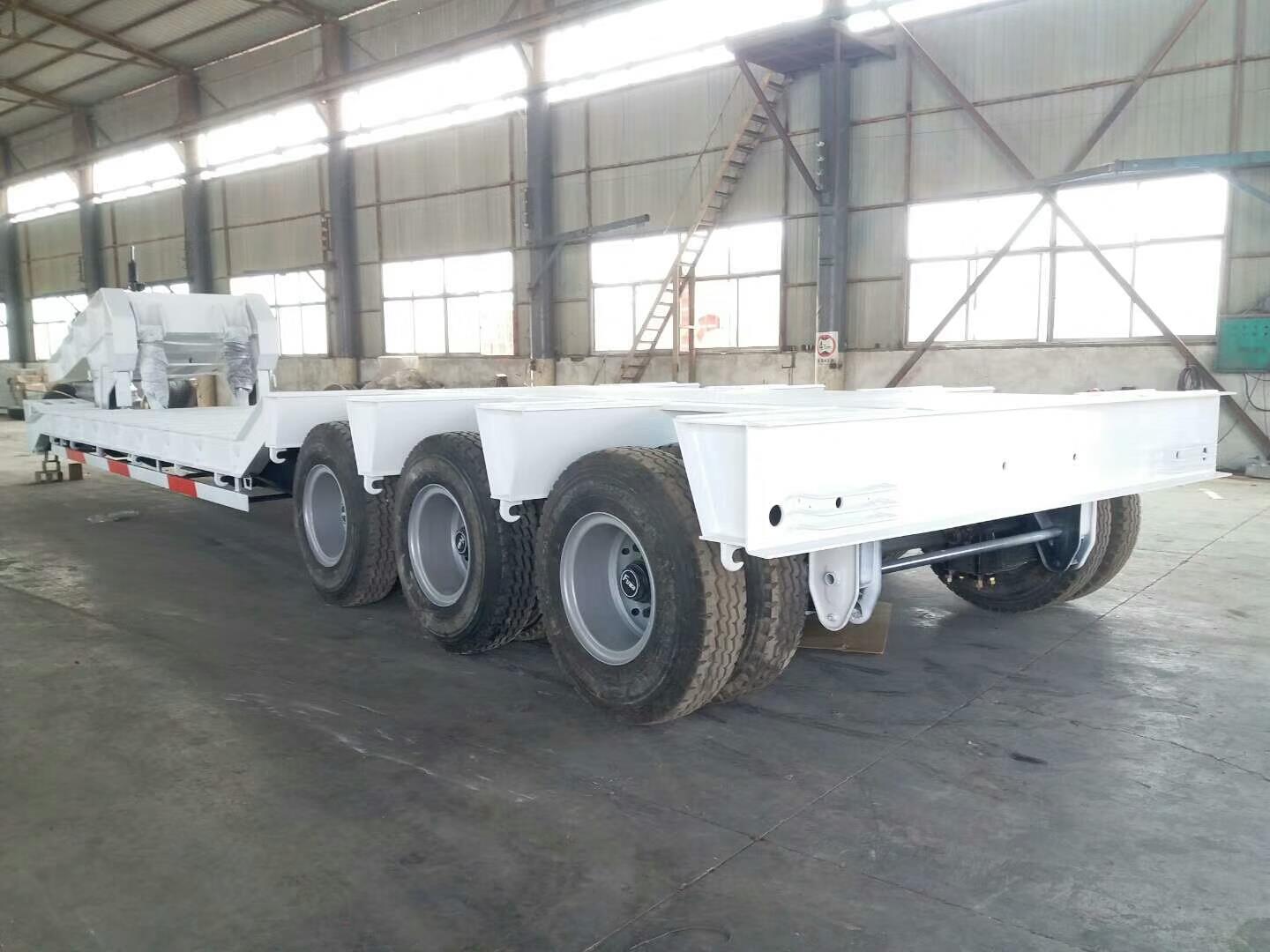 3 Axles front load lowbed trailer