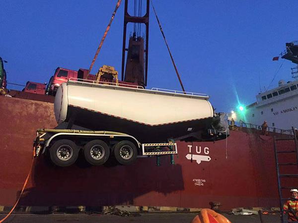 By bulk ship-Cement tank trailer